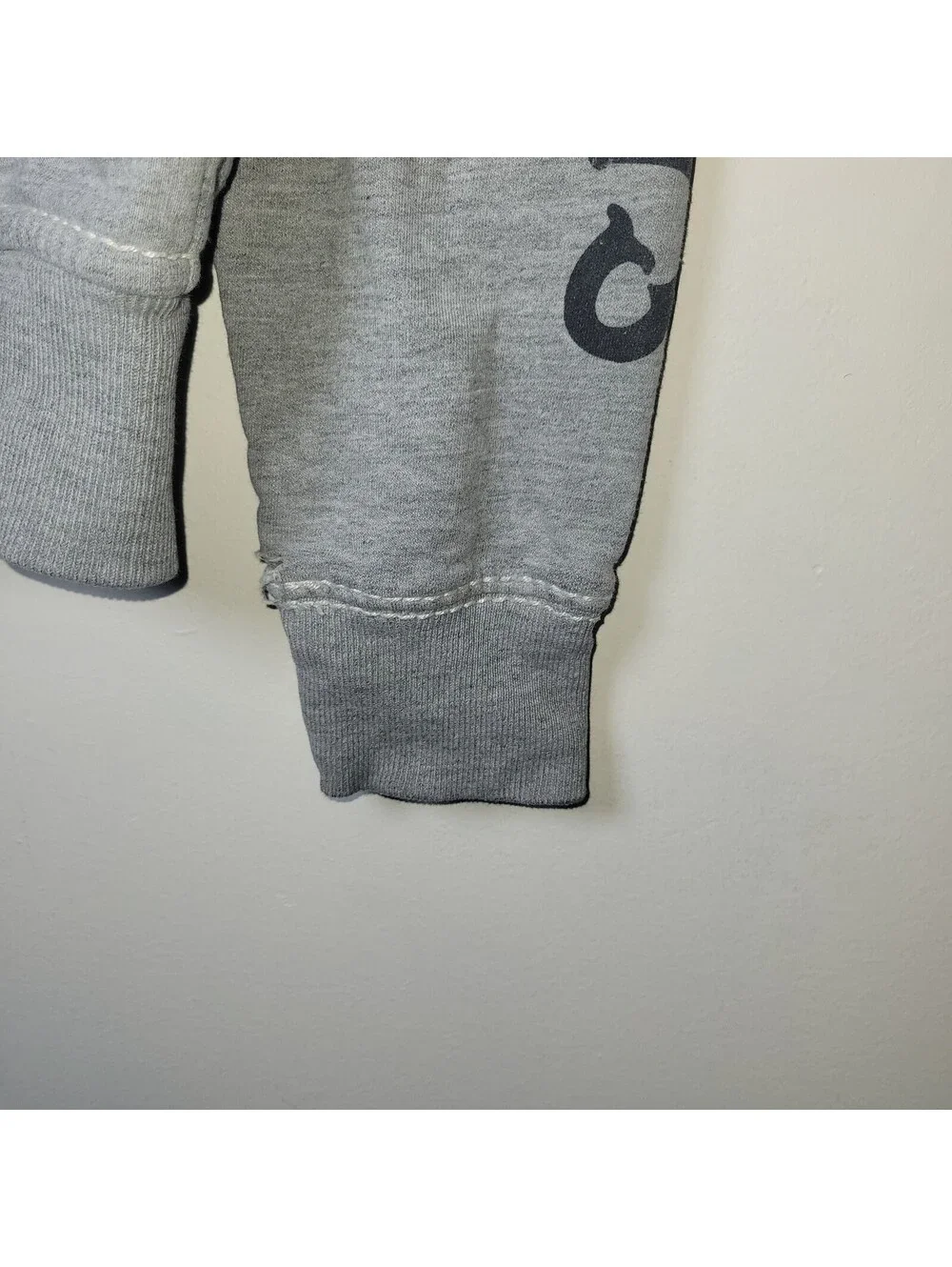 VTGTrue Religion Men's Gray Full Zip Hoodie Big T Stitching Sleeve Size M READ